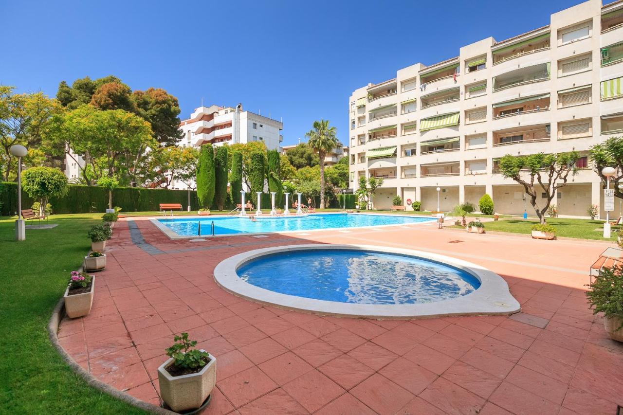 Uhc Marathon Apartments Salou Buitenkant foto