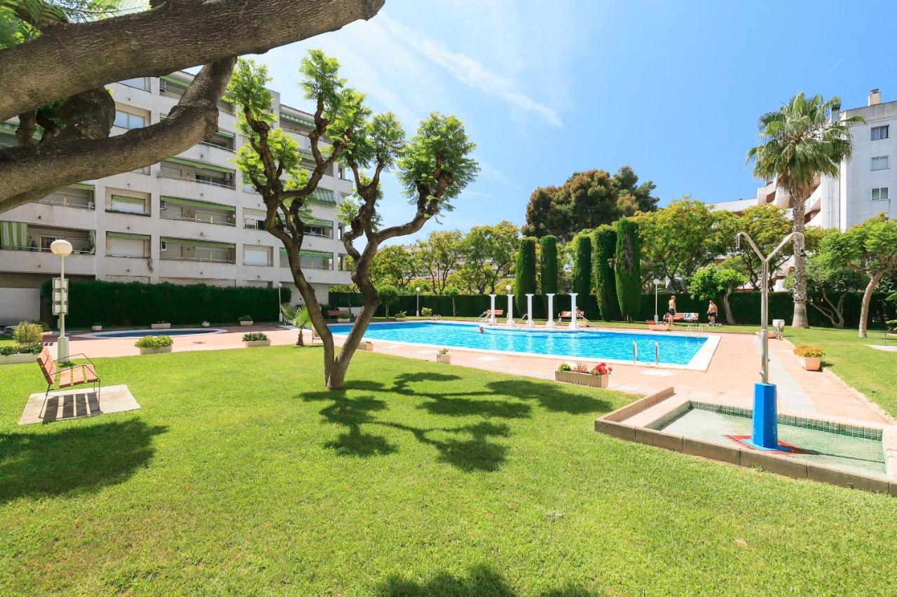 Uhc Marathon Apartments Salou Buitenkant foto